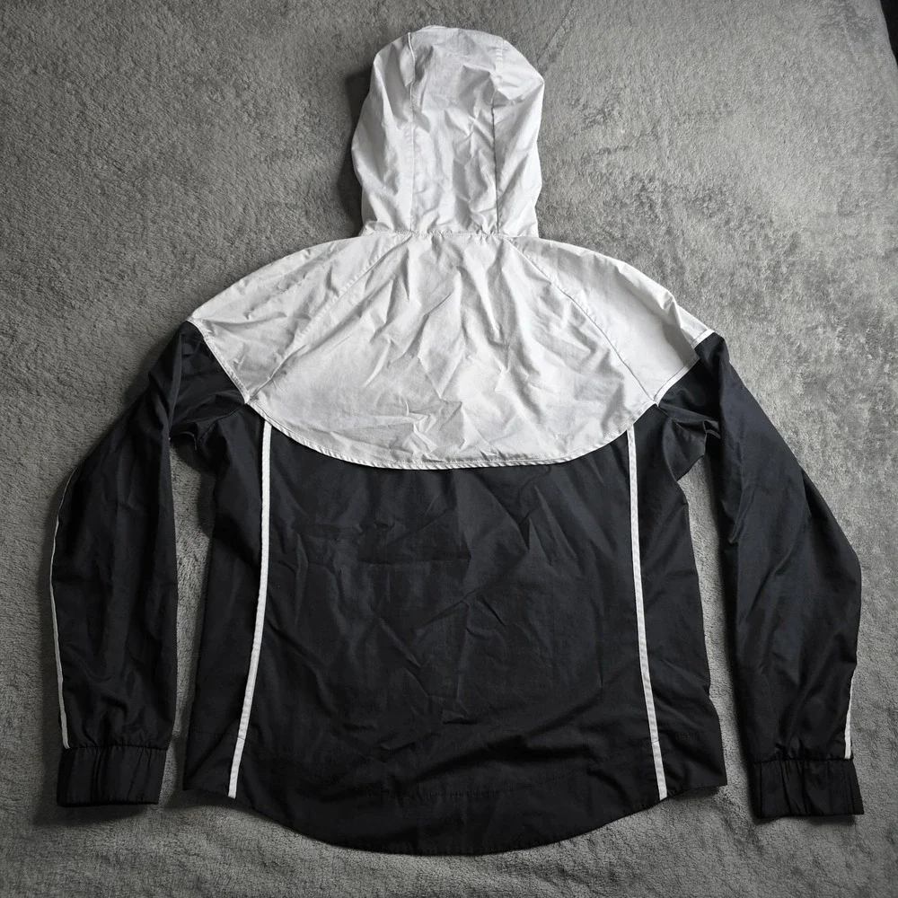 NIKE Sportswear Windrunner Jacket Women's Medium Black White Lightweight Running